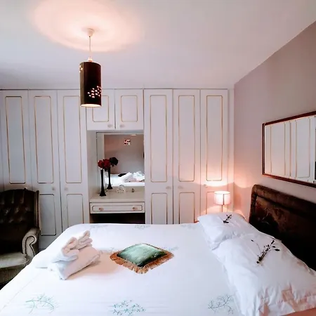 Abbey View B&B 골웨이